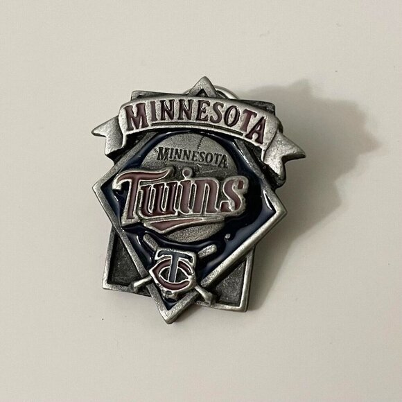 Vtg Minnesota Twins MLB Baseball Pin - Picture 2 of 8